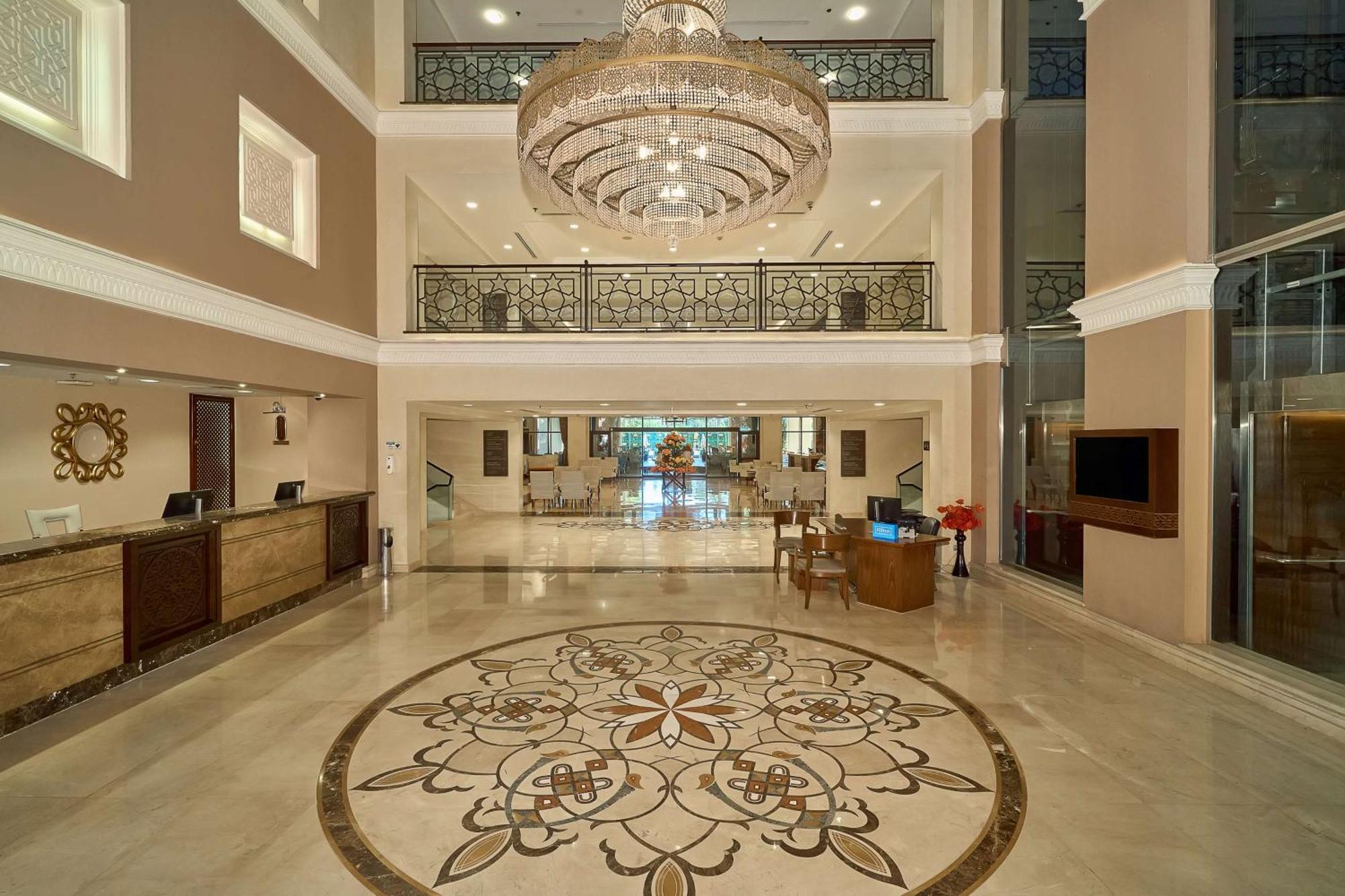 Hilton Alexandria King'S Ranch Hotel Кинг Мариут Екстериор снимка Lobby